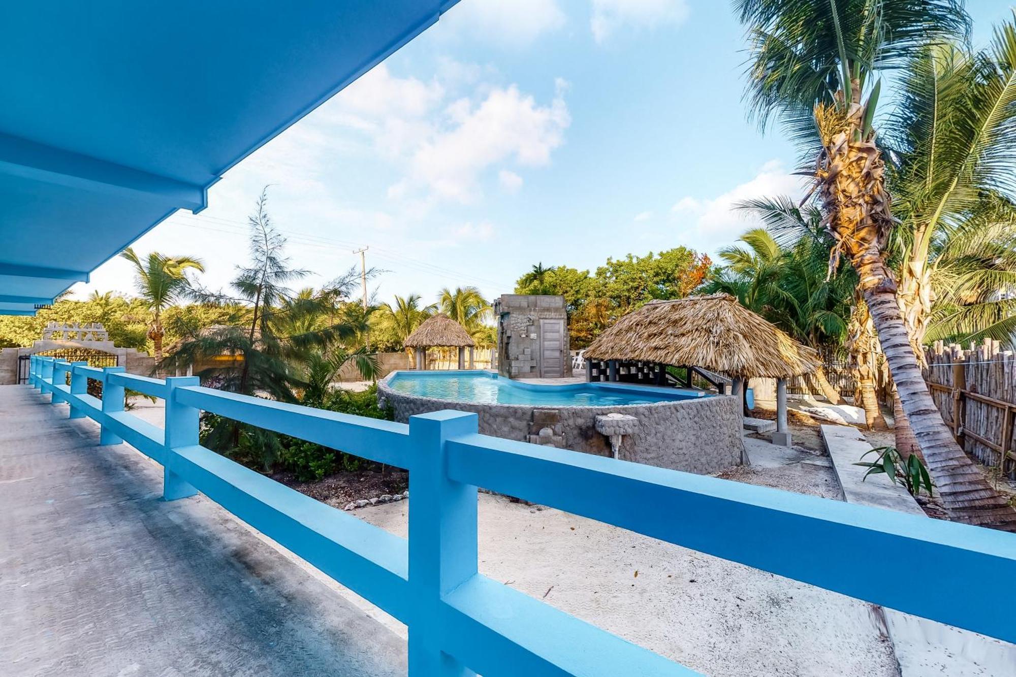Mayan Falls Cayo Caulker Habitación foto